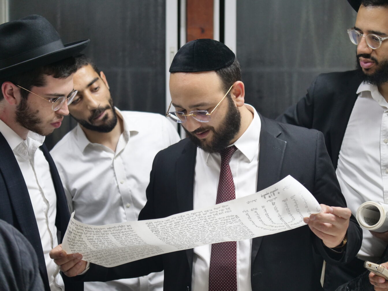 שאלות ותשובות, לפני שאתה הופך לסופר סת"ם מספר!!! 1 !!!