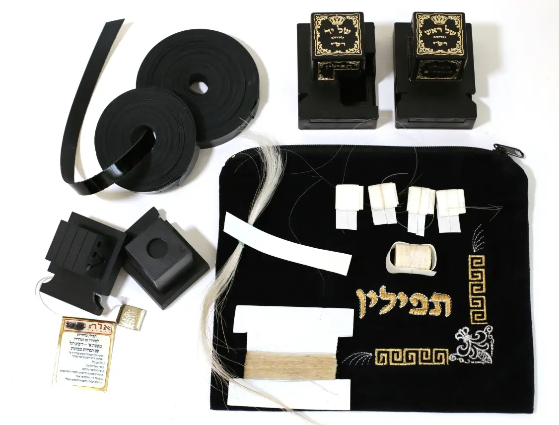 בתי תפילין, רצועות וקשרים